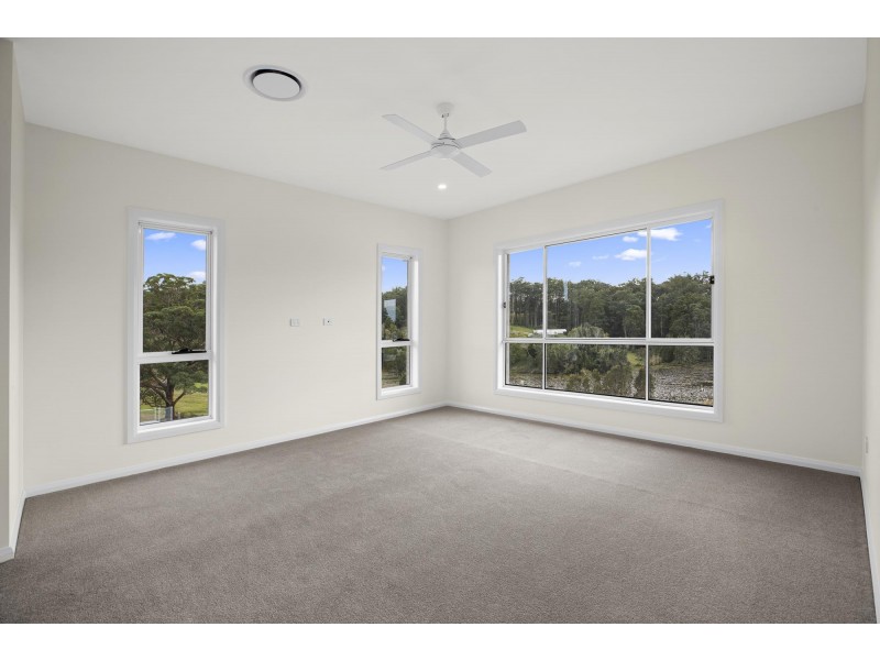 47 Lakeview Close, North Macksville NSW 2447