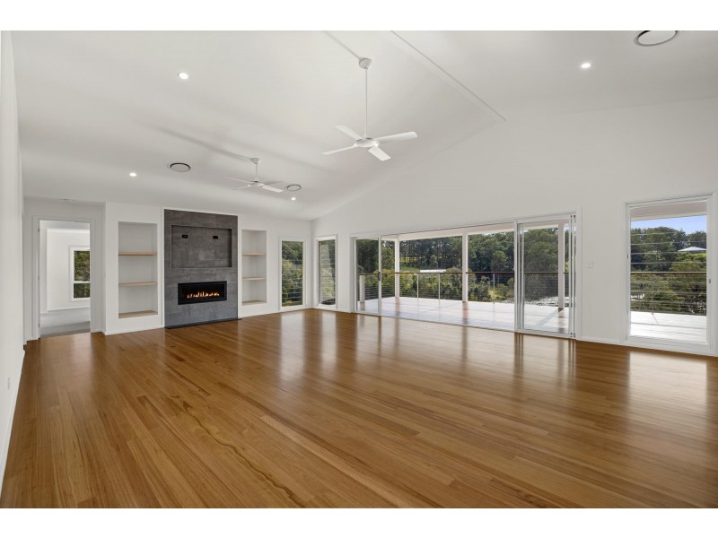 47 Lakeview Close, North Macksville NSW 2447