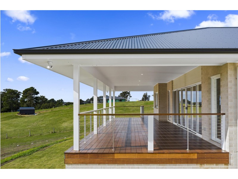 47 Lakeview Close, North Macksville NSW 2447