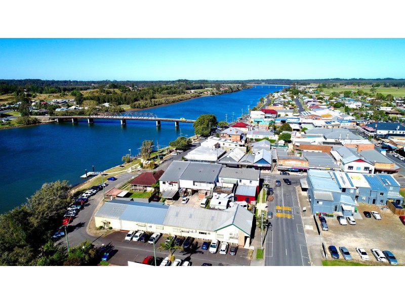 27 Cooper Street, Macksville NSW 2447