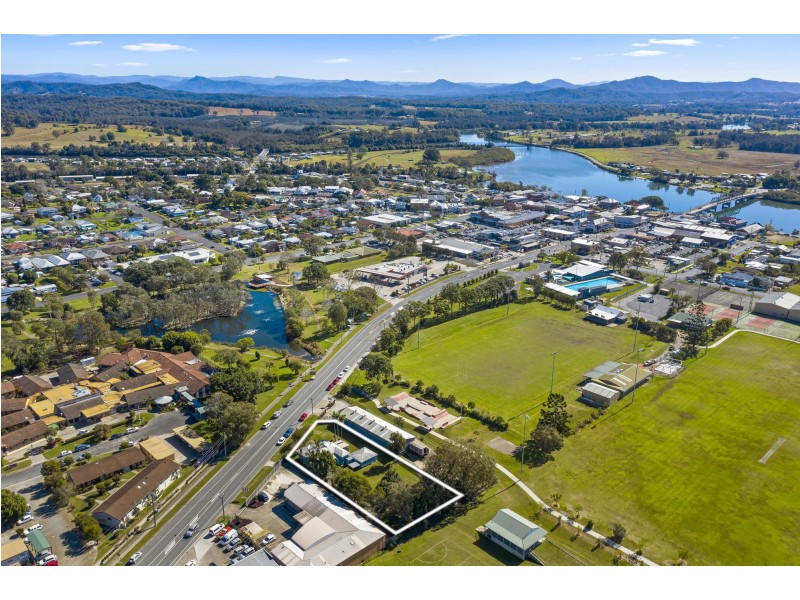27 Cooper Street, Macksville NSW 2447