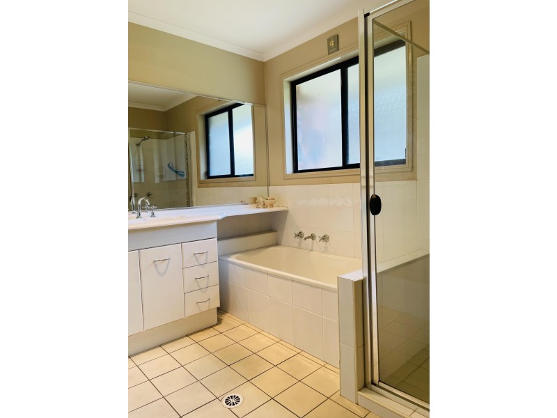 14 Axels Road, Macksville NSW 2447