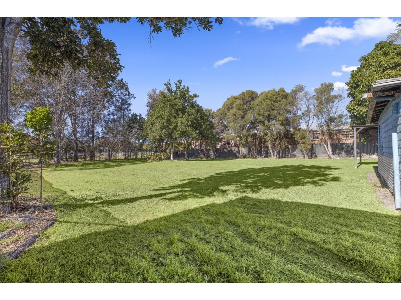 27 Cooper Street, Macksville NSW 2447