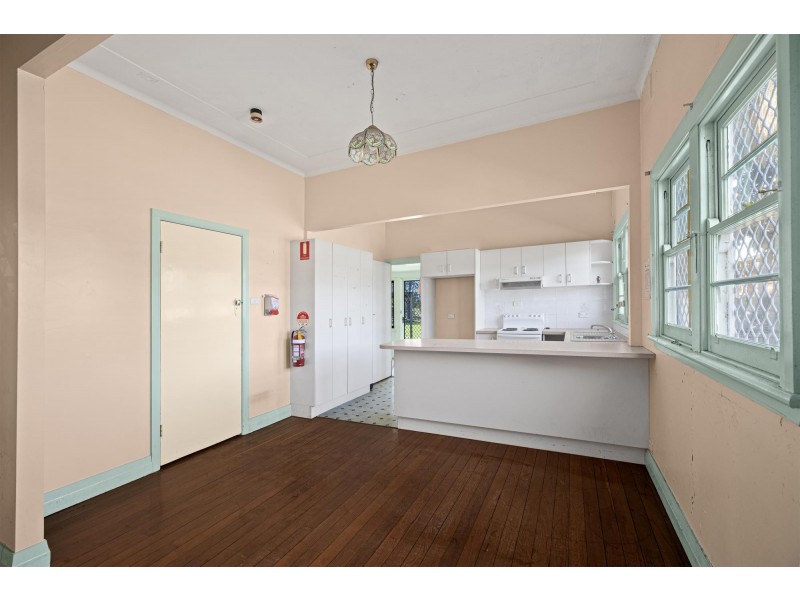 27 Cooper Street, Macksville NSW 2447