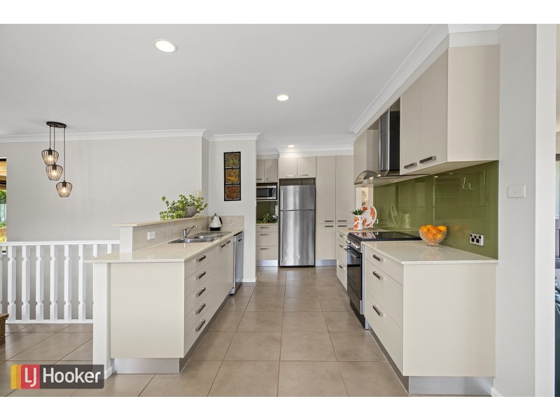 4 George Close, North Macksville NSW 2447