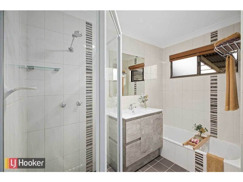 4 George Close, North Macksville NSW 2447