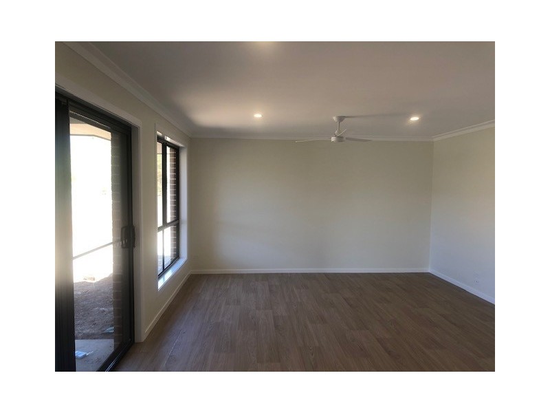 25 Macksville Heights Drive, Macksville NSW 2447