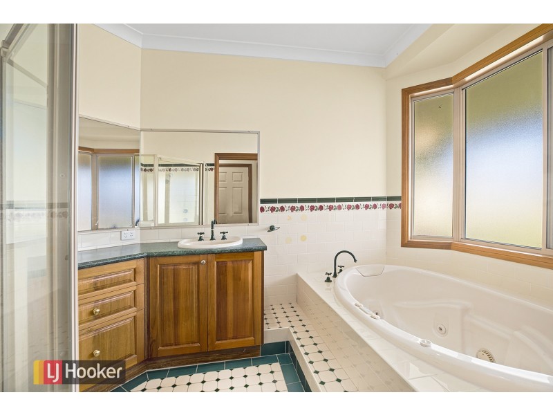 23 Preston Drive, Macksville NSW 2447