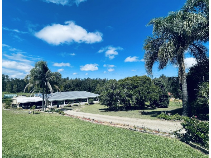 74 Preston Drive, Macksville NSW 2447