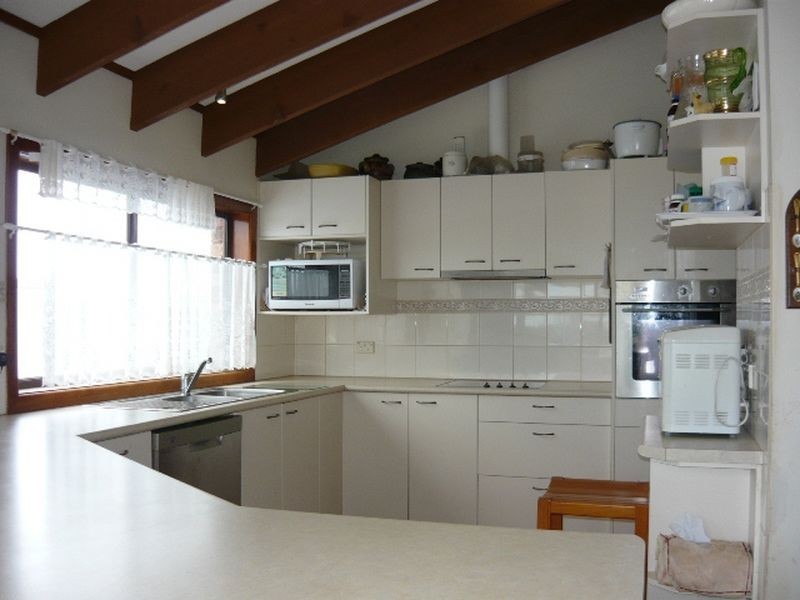 52 Wallace Street, Scotts Head NSW 2447