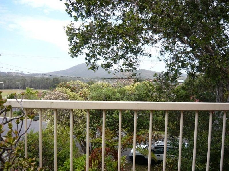 52 Wallace Street, Scotts Head NSW 2447