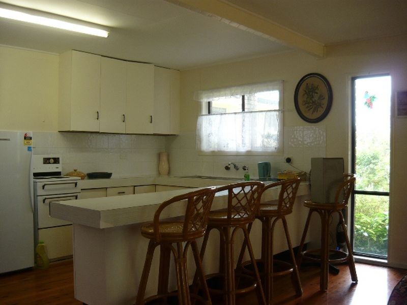 52 Wallace Street, Scotts Head NSW 2447