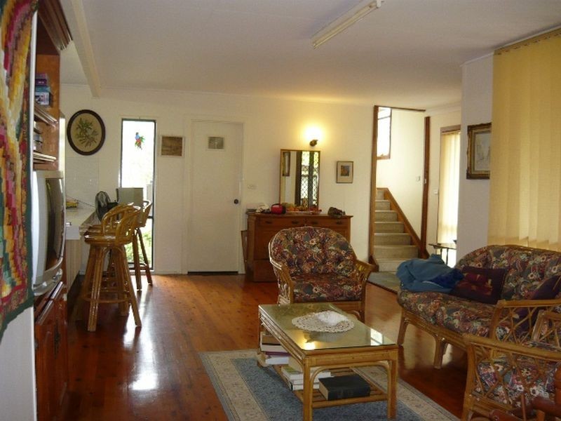 52 Wallace Street, Scotts Head NSW 2447