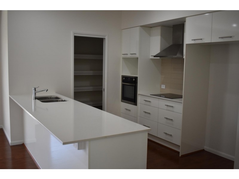 26 Macksville Heights Drive, Macksville NSW 2447