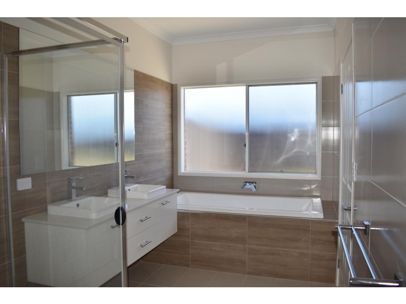 26 Macksville Heights Drive, Macksville NSW 2447