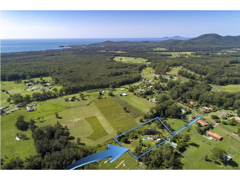 40 Waterford Drive, Macksville NSW 2447