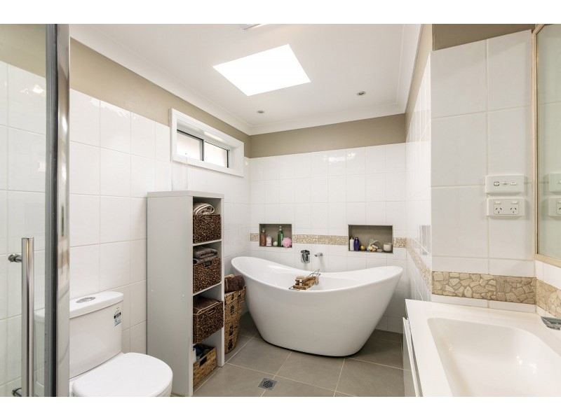 40 Waterford Drive, Macksville NSW 2447