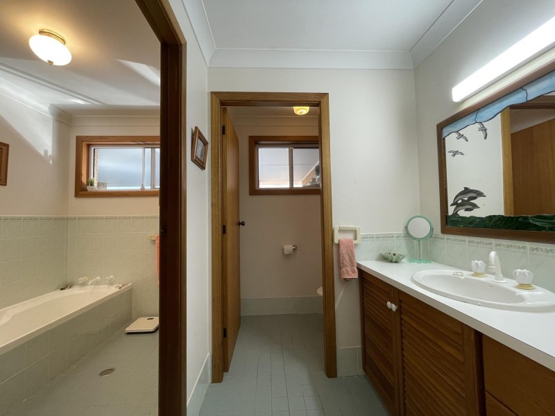 22 Wallace Street, Scotts Head NSW 2447