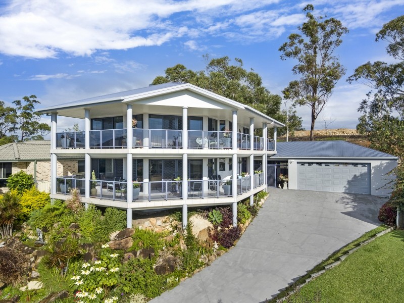 24 Peter Mark Circuit, South West Rocks NSW 2431
