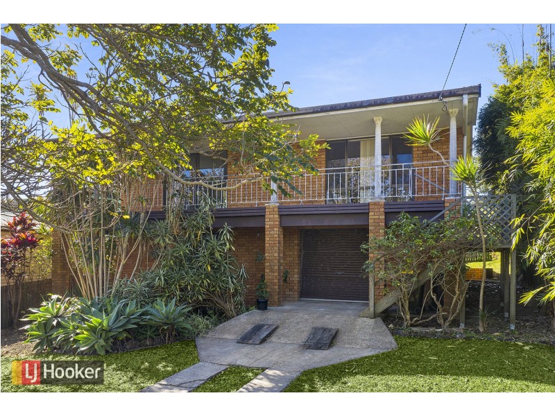 56 Waratah Street, Scotts Head NSW 2447