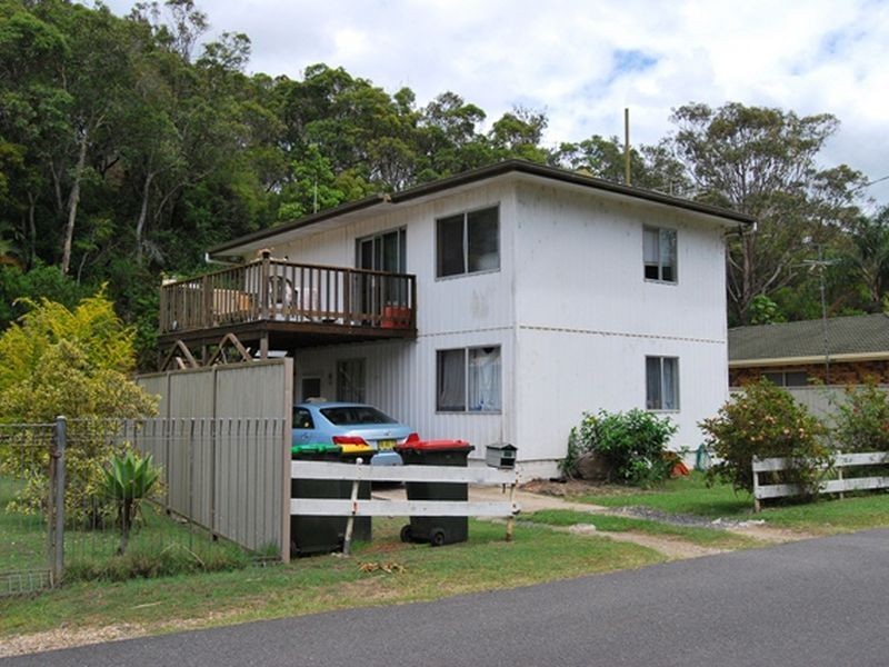 16 Swimming Creek Road, Nambucca Heads NSW 2448