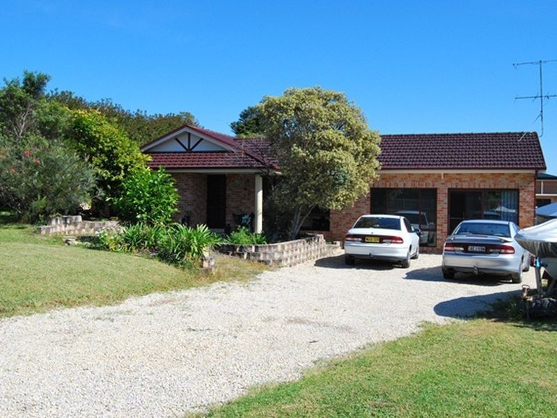 1 Grant Crescent, Macksville NSW 2447