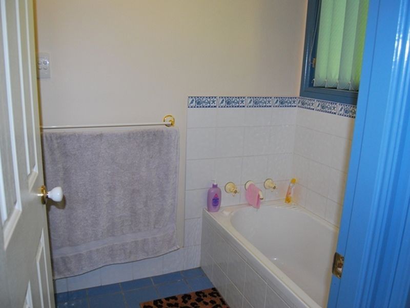 1 Grant Crescent, Macksville NSW 2447