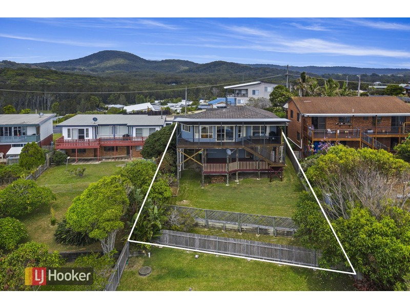 24 Waratah Street, Scotts Head NSW 2447