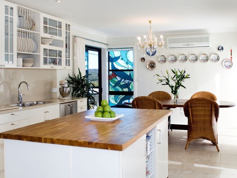 32 Vista Way, Scotts Head NSW 2447