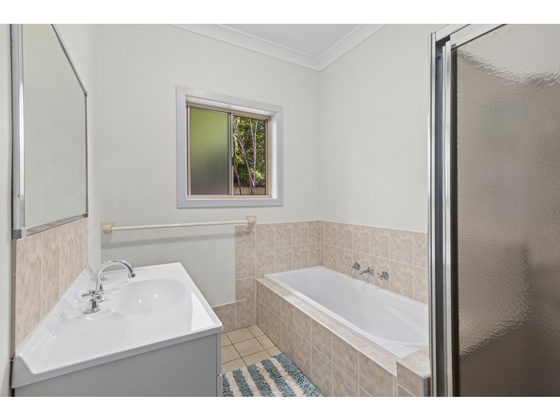 29 River Oak Crescent, Scotts Head NSW 2447