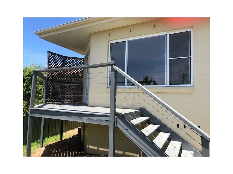 2/18 South Pacific Drive, Scotts Head NSW 2447