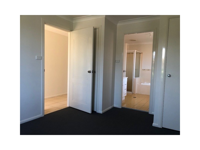 2/18 South Pacific Drive, Scotts Head NSW 2447