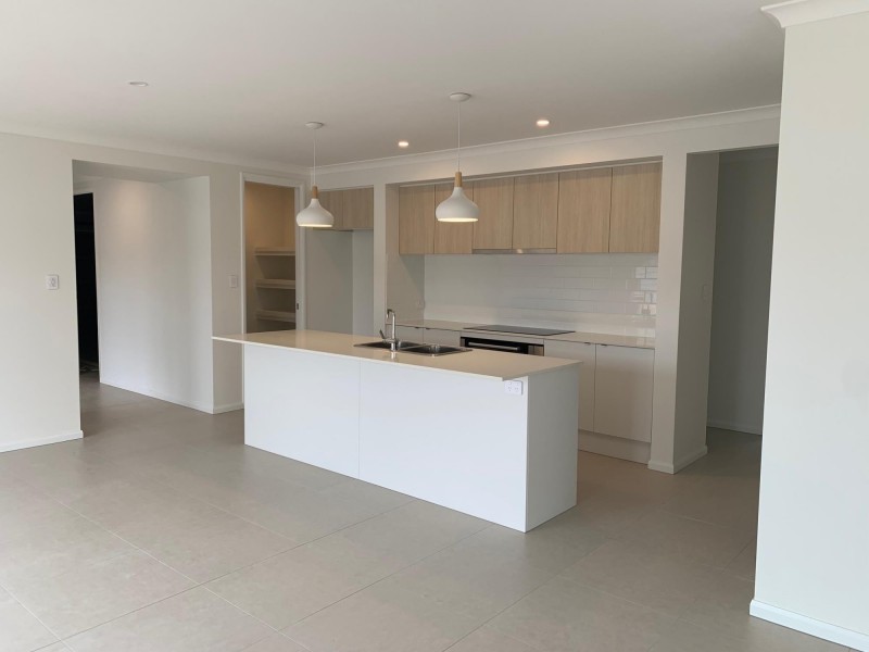 27 Wurinda Drive, Macksville NSW 2447