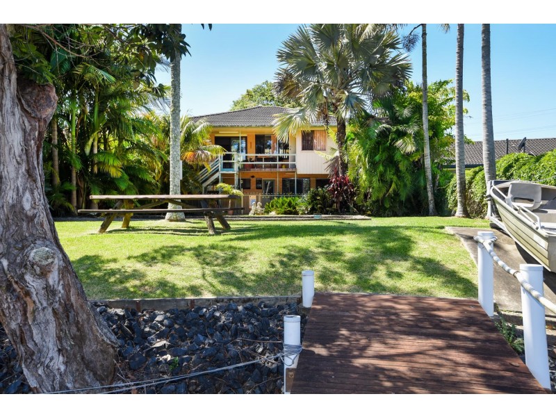 13 Newry Island Drive, Urunga NSW 2455