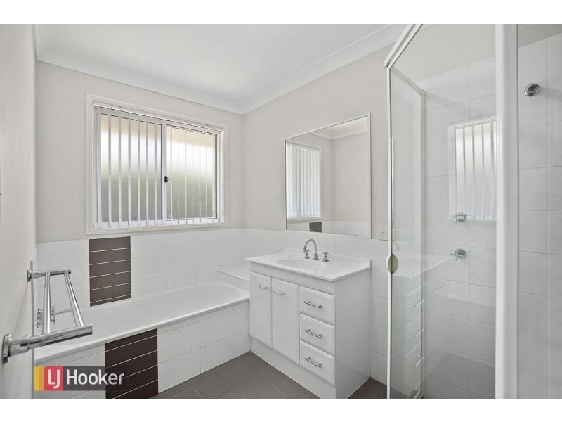 9 Laura Place, Macksville NSW 2447