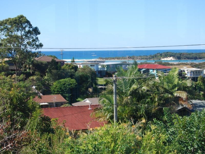 14 Pelican Cres, Nambucca Heads NSW 2448