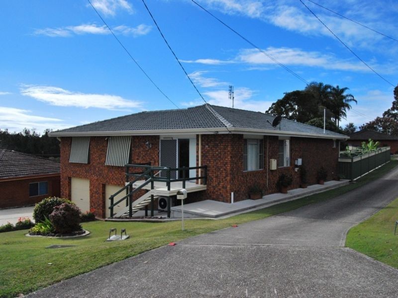 30 Glenmore Cre, Macksville NSW 2447
