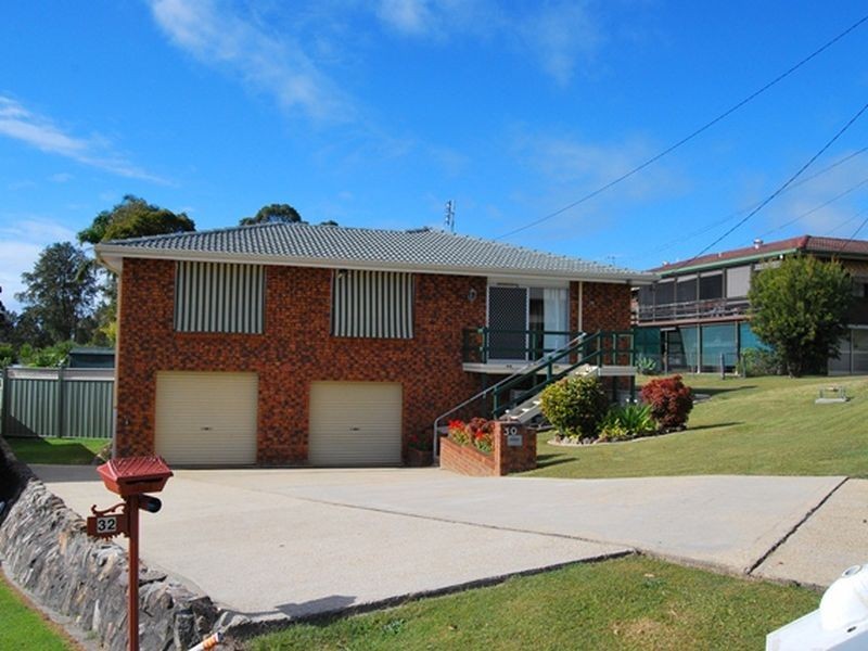 30 Glenmore Cre, Macksville NSW 2447