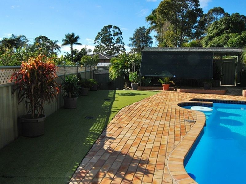30 Glenmore Cre, Macksville NSW 2447