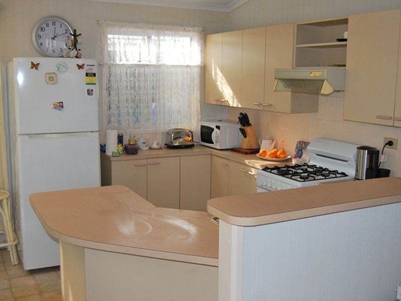 Y3 White Albatross Park, Nambucca Heads NSW 2448