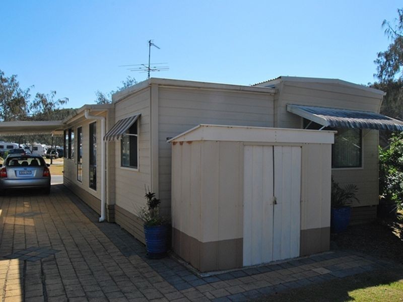 Y2 White Albatross Park, Nambucca Heads NSW 2448