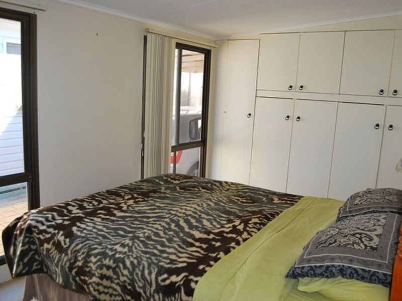 Y2 White Albatross Park, Nambucca Heads NSW 2448