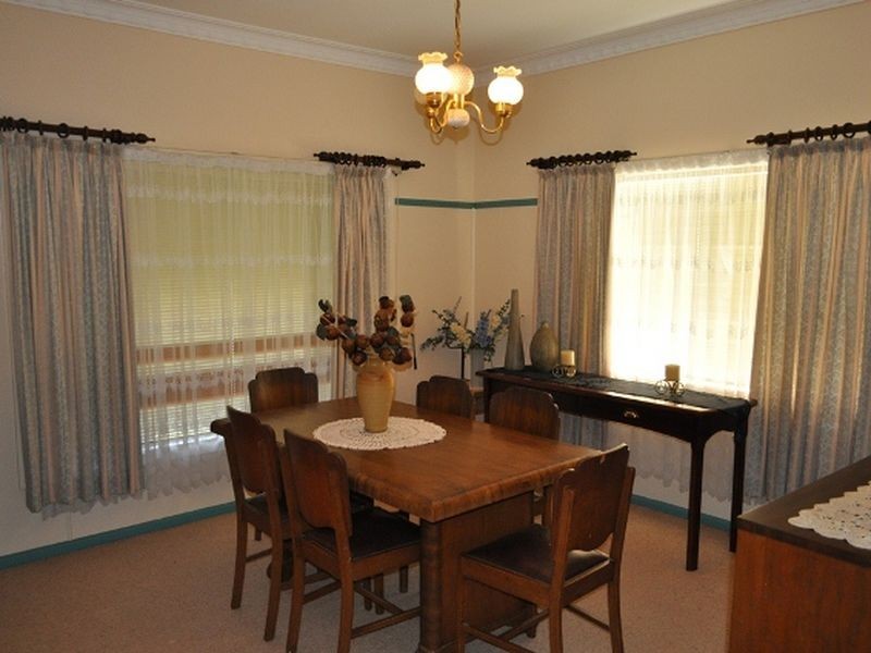 9 East Street, Macksville NSW 2447