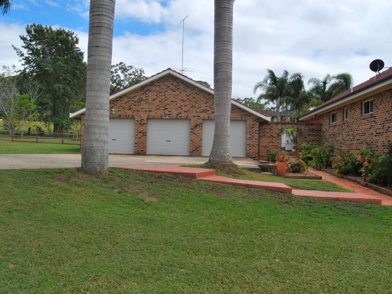96 Florence Wilmont Dr, Nambucca Heads NSW 2448