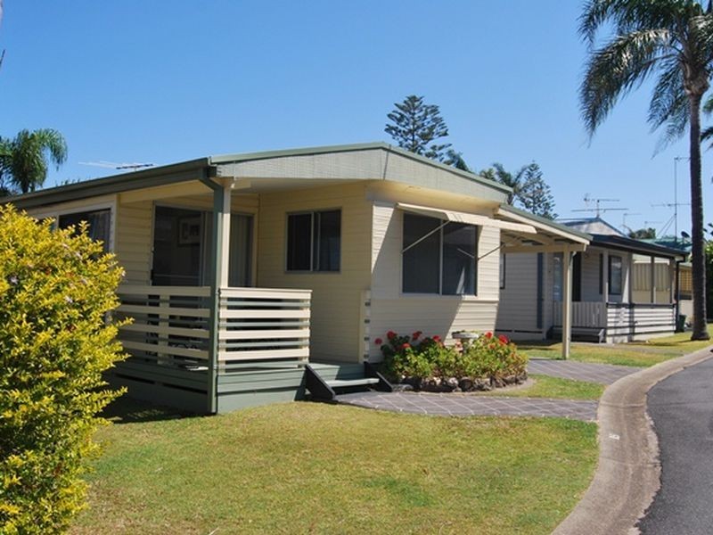 (D5) 5-52 WELLINGTON DRIVE, Nambucca Heads NSW 2448