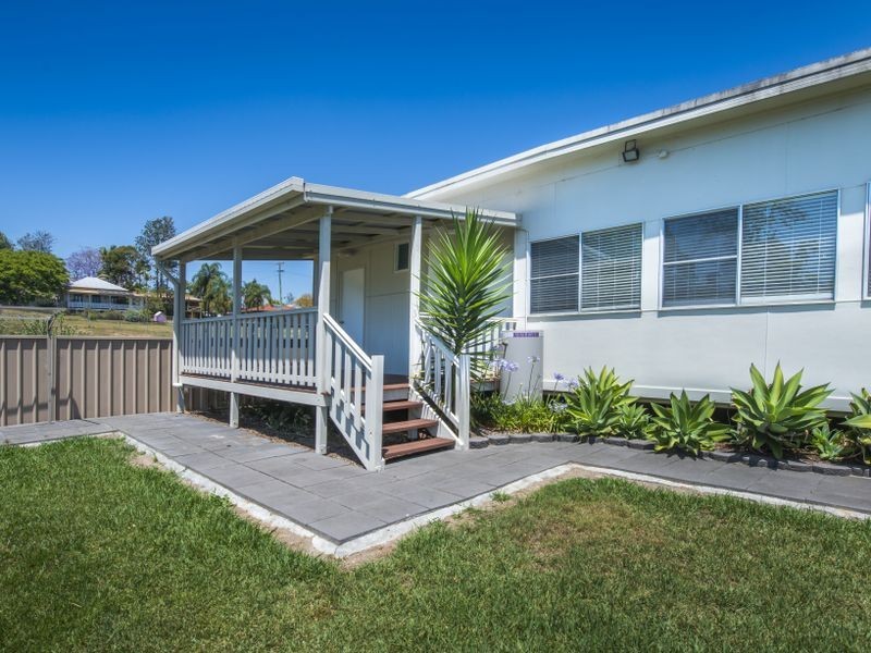 6 Cook St, Bowraville NSW 2449
