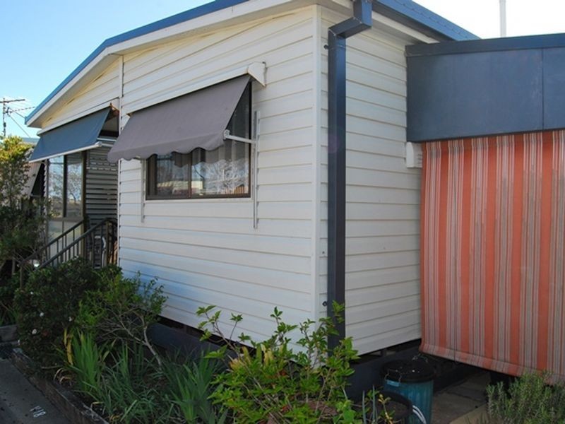 V18 White Albatross Park, Nambucca Heads NSW 2448