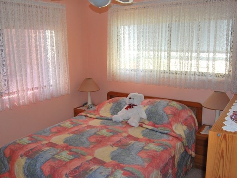 V18 White Albatross Park, Nambucca Heads NSW 2448