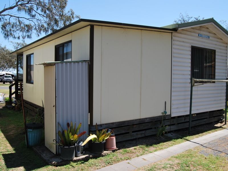 V2 52 WELLINGTON DRIVE (white albatross ), Nambucca Heads NSW 2448