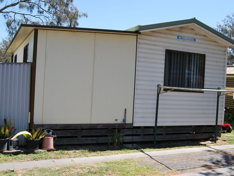 V2 52 WELLINGTON DRIVE (white albatross ), Nambucca Heads NSW 2448